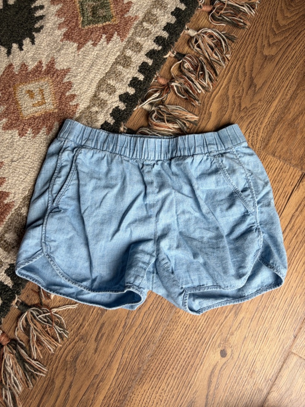 Madewell Light Blue Chambray Elastic-Waist Shorts